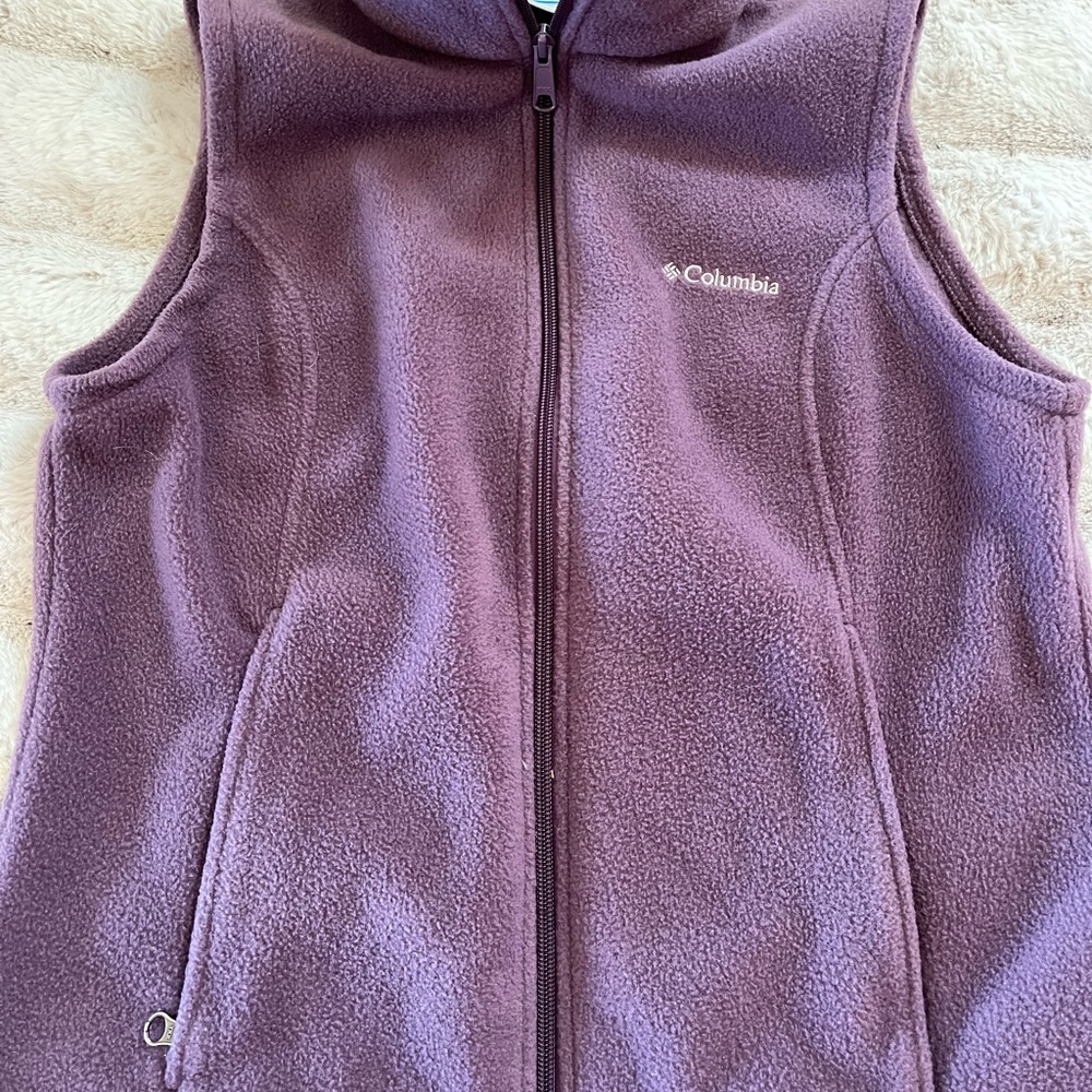 Columbia women’s vest fleece purple